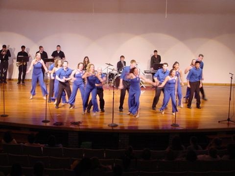 U of I Show Choir “Cutting Edge” photo 34