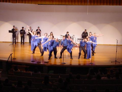 U of I Show Choir “Cutting Edge” photo 35