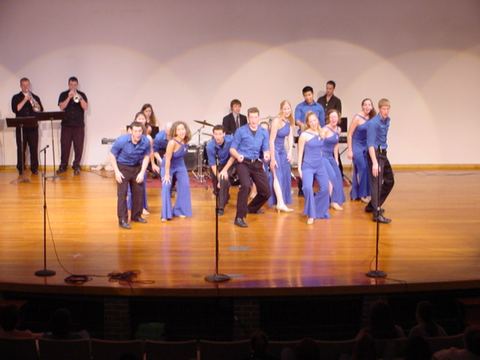 U of I Show Choir “Cutting Edge” photo 41