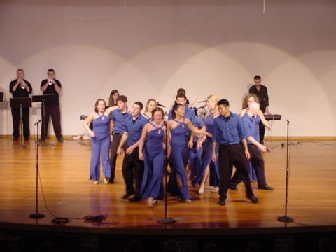 U of I Show Choir “Cutting Edge” photo 69