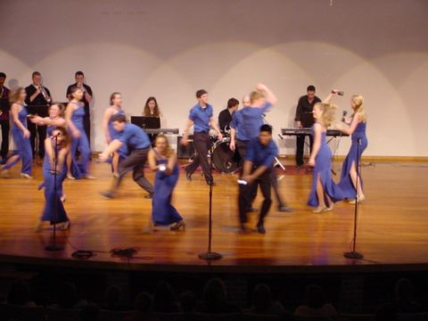 U of I Show Choir “Cutting Edge” photo 88