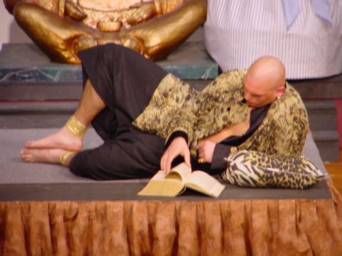 Act 1, Scene 6:  Palace (Later That Same Night)